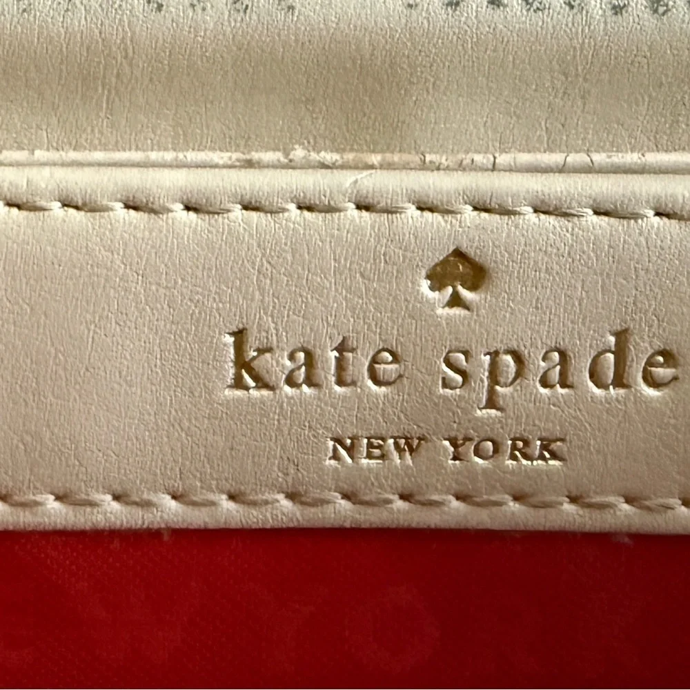 Kate Spade Classic Spade Neda zip-around wallet guc